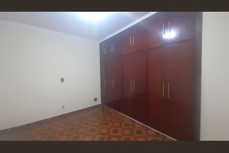 Casa para alugar com 280m², 3 quartos e 3 vagas