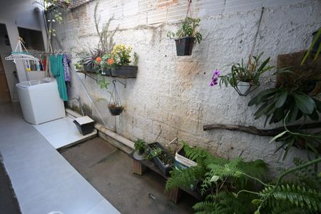 Casa à venda com 200m², 3 quartos e 2 vagas