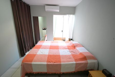 Casa à venda com 200m², 3 quartos e 2 vagas