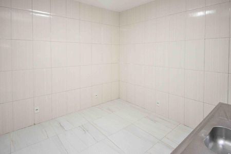Casa para alugar com 3 quartos, 25m² em Cidade São Mateus, São Paulo