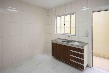 Casa para alugar com 3 quartos, 25m² em Cidade São Mateus, São Paulo