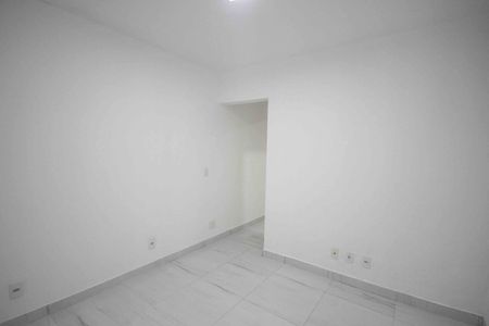 Casa para alugar com 3 quartos, 25m² em Cidade São Mateus, São Paulo