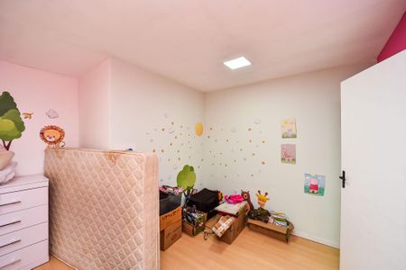 Casa à venda com 390m², 6 quartos e 2 vagasQuarto 1/Casa Fundos