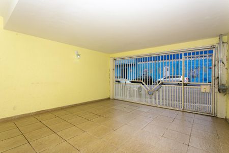 Garagem de casa à venda com 2 quartos, 100m² em Chácara Santo Antônio (zona Leste), São Paulo