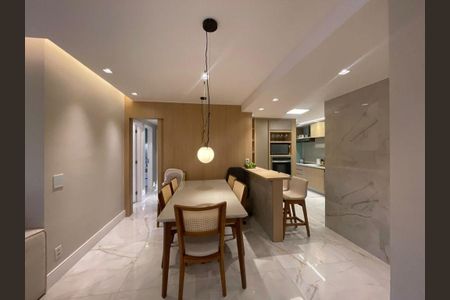 Apartamento à venda com 115m², 3 quartos e 2 vagas