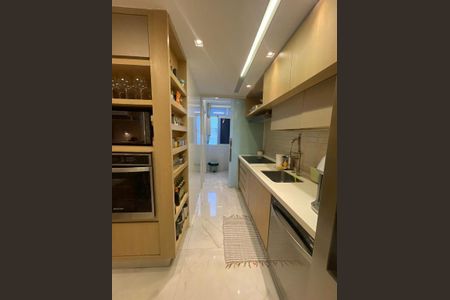 Apartamento à venda com 115m², 3 quartos e 2 vagas