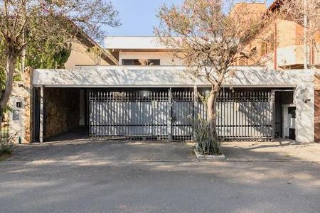 Casa à venda com 537m², 4 quartos e 4 vagas