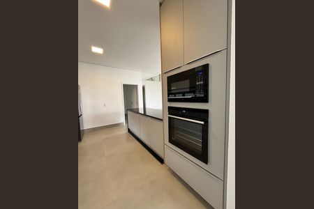 Casa à venda com 3 quartos, 350m² em Lot. Residencial Arborais, Campinas