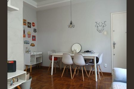 Apartamento à venda com 76m², 3 quartos e sem vaga