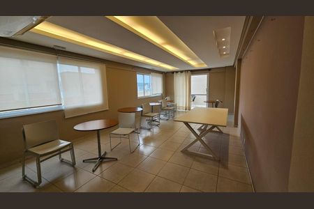 Apartamento à venda com 2 quartos, 58m² em Pendotiba, Niterói