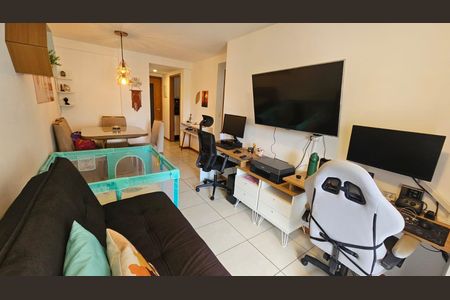 Apartamento à venda com 2 quartos, 58m² em Pendotiba, Niterói