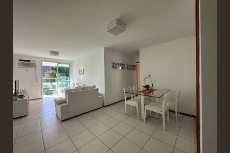 Apartamento à venda com 87m², 2 quartos e 1 vaga