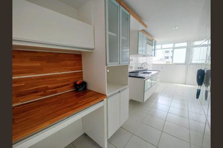 Apartamento à venda com 88m², 2 quartos e 1 vaga