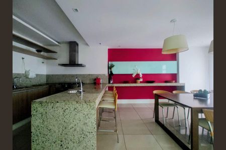Apartamento à venda com 88m², 2 quartos e 1 vaga