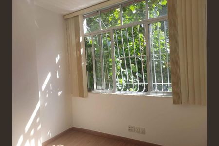 Apartamento à venda com 102m², 3 quartos e sem vaga