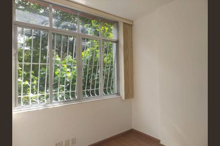Apartamento à venda com 102m², 3 quartos e sem vaga
