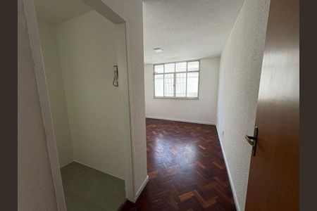 Apartamento à venda com 60m², 2 quartos e 1 vaga