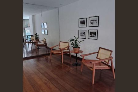 Apartamento à venda com 75m², 2 quartos e sem vaga