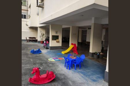 Apartamento à venda com 75m², 2 quartos e sem vaga