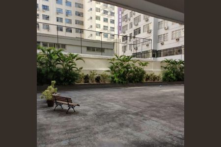 Apartamento à venda com 75m², 2 quartos e sem vaga