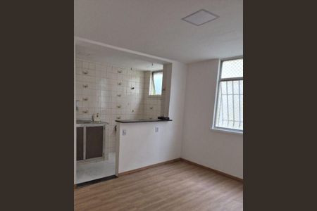 Apartamento à venda com 60m², 2 quartos e 1 vaga