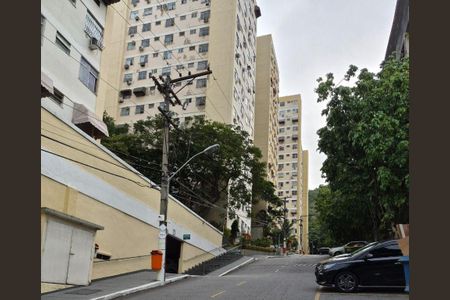 Apartamento à venda com 60m², 2 quartos e 1 vaga