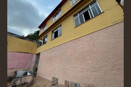 Casa à venda com 220m², 2 quartos e 1 vaga