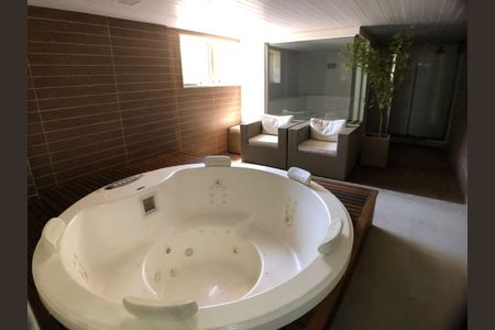 Apartamento à venda com 115m², 3 quartos e 2 vagas