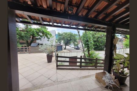 Casa à venda com 388m², 5 quartos e 1 vaga