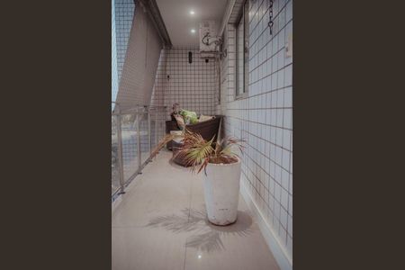 Apartamento à venda com 78m², 2 quartos e 1 vaga