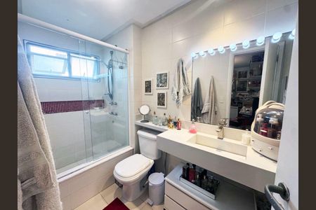 Apartamento à venda com 176m², 3 quartos e 2 vagas