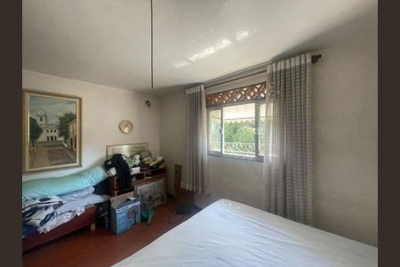 Casa à venda com 284m², 4 quartos e 1 vaga