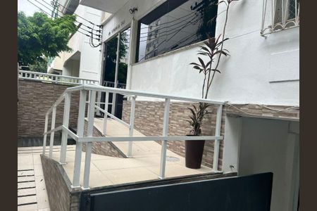 Apartamento à venda com 75m², 2 quartos e 1 vaga