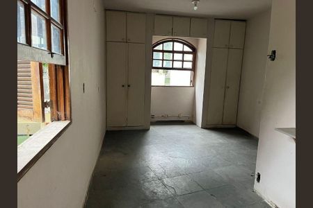 Casa à venda com 2 quartos, 164m² em Fonseca, Niterói