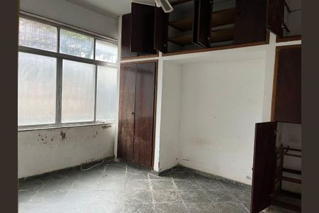 Casa à venda com 164m², 2 quartos e 3 vagas