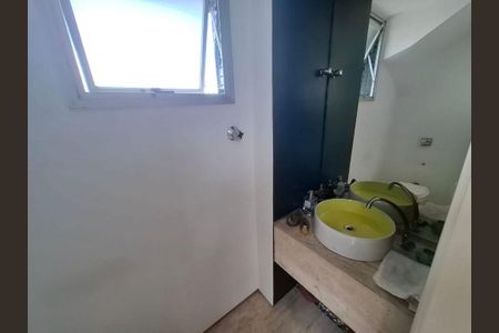 Apartamento à venda com 160m², 3 quartos e 3 vagas