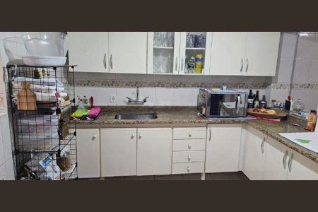 Casa à venda com 200m², 3 quartos e 1 vaga