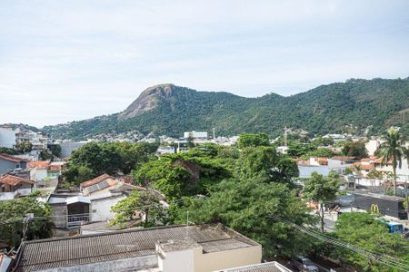 Apartamento à venda com 85m², 2 quartos e 2 vagas