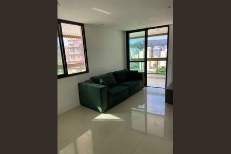 Apartamento à venda com 120m², 3 quartos e 1 vaga