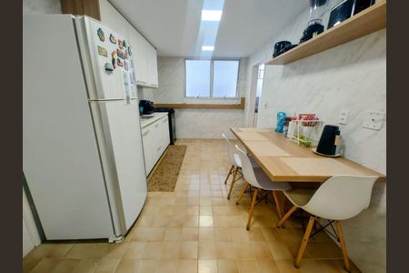 Apartamento à venda com 94m², 2 quartos e 1 vaga