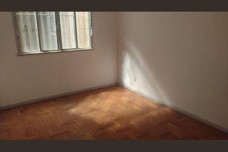 Casa à venda com 165m², 9 quartos e 3 vagas