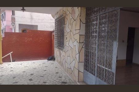 Casa à venda com 165m², 9 quartos e 3 vagas