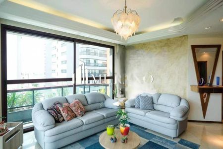 Apartamento à venda com 202m², 3 quartos e 2 vagas