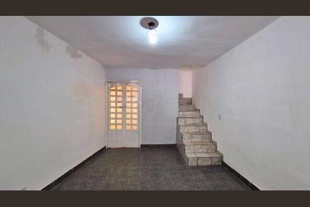 Casa à venda com 84m², 3 quartos e 1 vaga