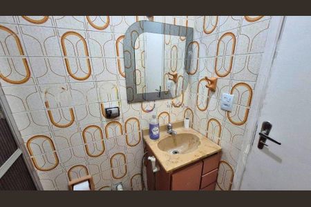 Casa à venda com 84m², 3 quartos e 1 vaga