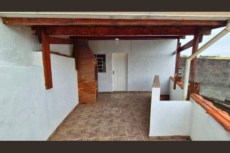 Casa à venda com 84m², 3 quartos e 1 vaga