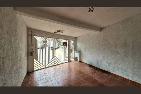 Casa à venda com 84m², 3 quartos e 1 vaga