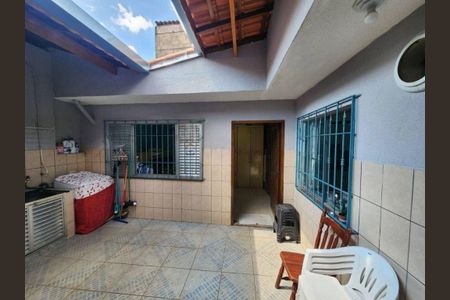 Casa à venda com 145m², 3 quartos e 2 vagas