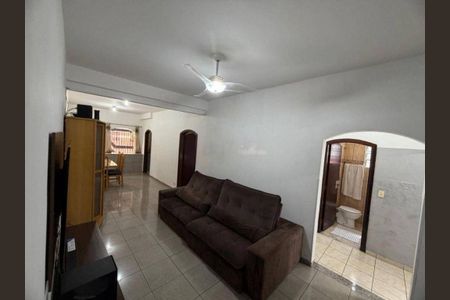 Casa à venda com 3 quartos, 145m² em Ferreira, São Paulo