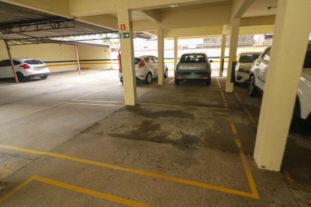 Apartamento para alugar com 72m², 2 quartos e 1 vaga Apartamento para alugar com 72m², 2 quartos e 1 vagaGaragem